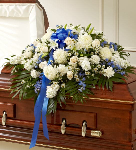 ROSE HALF CASKET IN BLUE AND WHITE